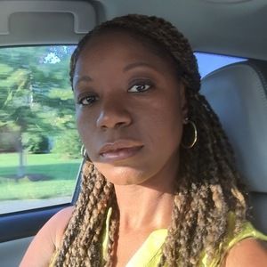 Meet your Posher, Miriam